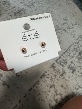 été Gold Tone Stud Earrings